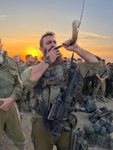 The Jewish Army Enters Gaza