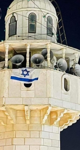 Soldiers sounded Kabbalat Shabbat from the mosque in Gaza, hoping it will reach our hostages.